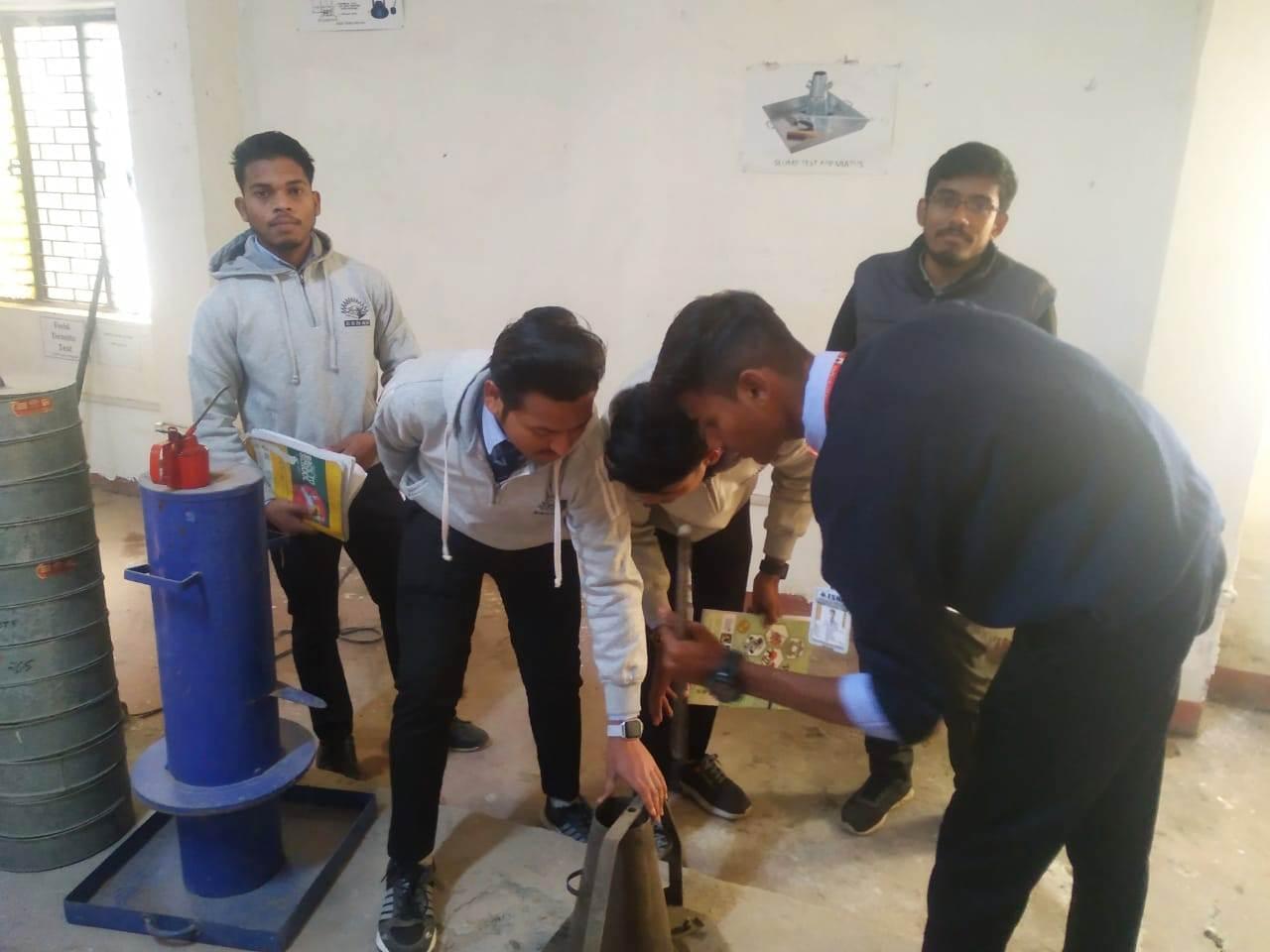 Eshan College of Engineering & Management Agra Labs photo 17